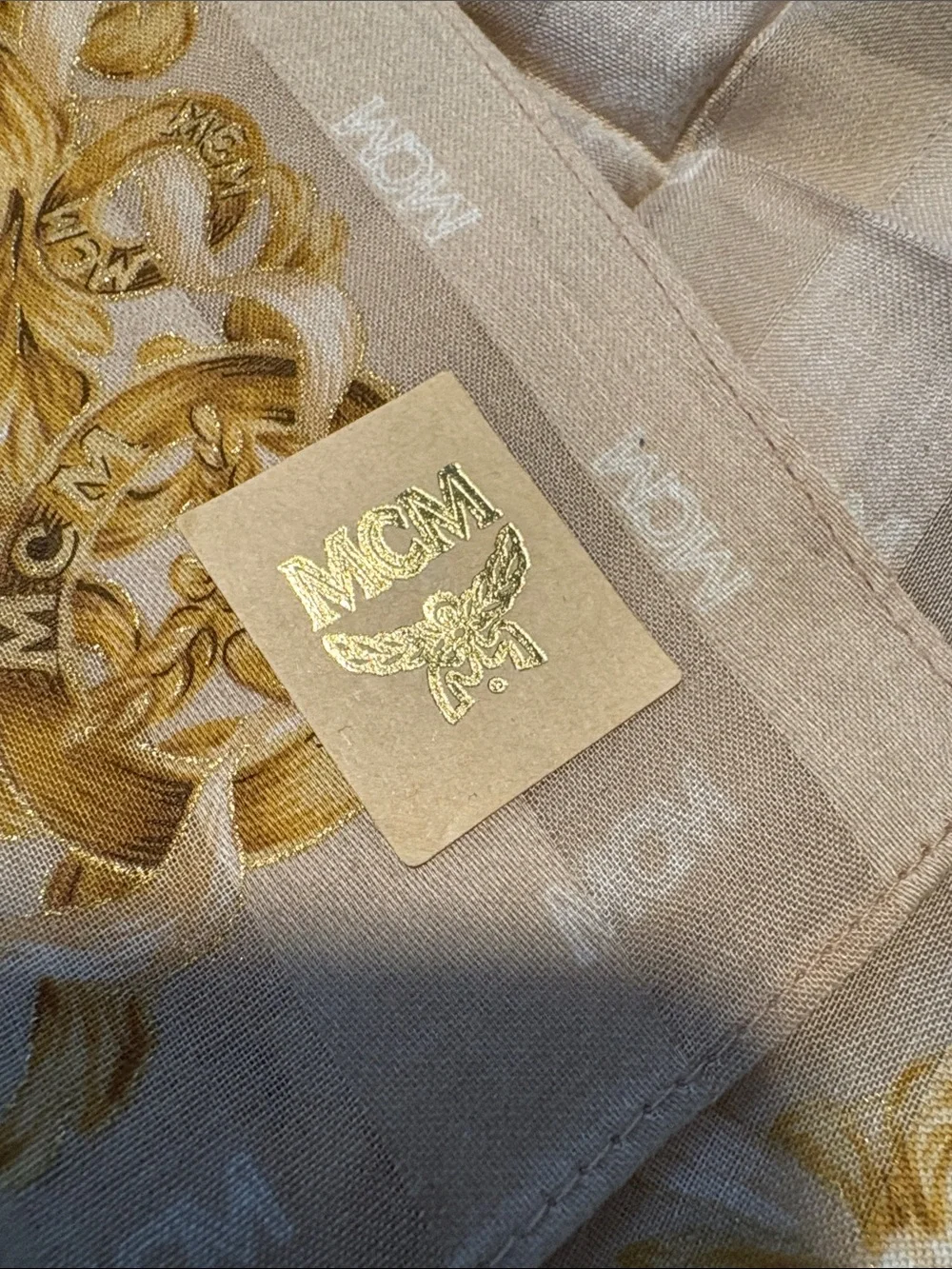MCM luxurious silk